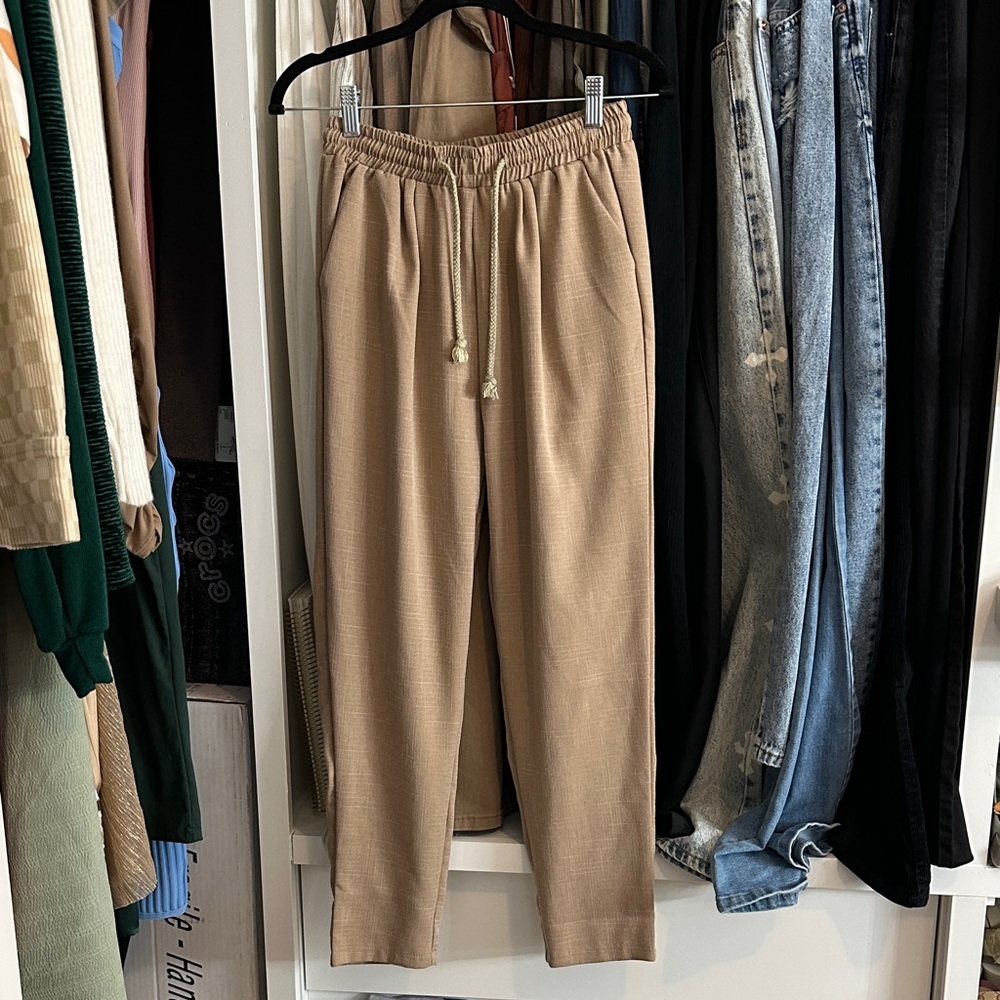 PrettyLittleThing Tan Trousers